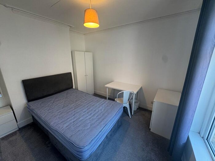 6 Bedroom House To Rent In Lawson Road, Southsea, Hampshire, PO5