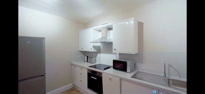 2 Bedroom Flat To Rent In Dean Park Street, Stockbridge, Edinburgh, EH4
