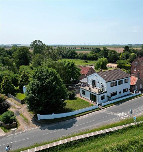 4 Bedroom Detached House For Sale In Reedness, Goole, DN14