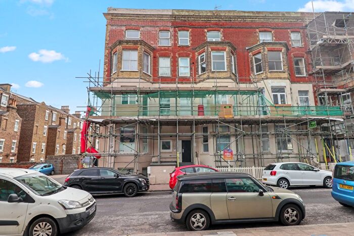 2 Bedroom Flat For Sale In Edgar Road, Cliftonville, Margate, CT9