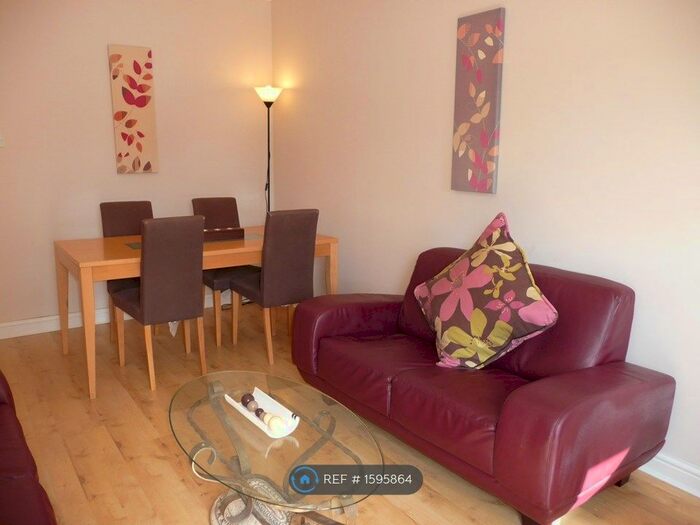 2 Bedroom Flat To Rent In Auckland Road, Doncaster, DN2