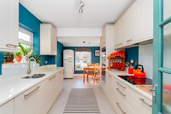 3 Bedroom Terraced House For Sale In Beauley Road, Southville, BS3