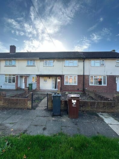 3 Bedroom Terraced House To Rent In Ray Gardens, Barking, IG11