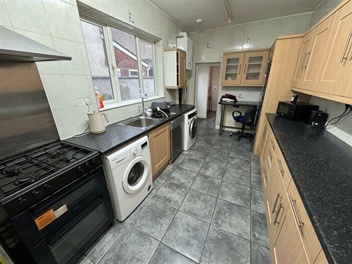 5 Bedroom Terraced House To Rent In Widdrington Road, Coventry, CV1