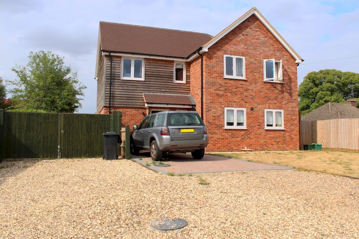 4 Bedroom Detached House For Sale In Orchard Lodge, Old Bothampstead Road, Beedon, RG20