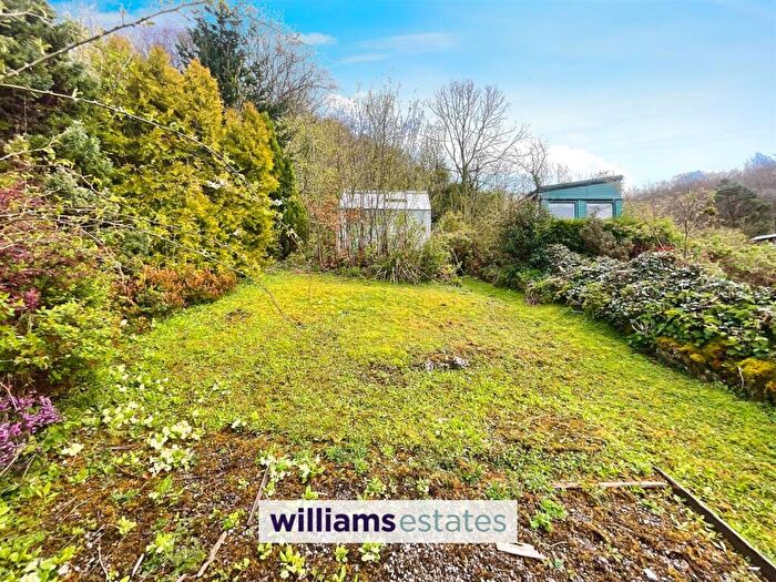2 Bedroom Detached Bungalow For Sale In Village Road, Mold, CH7