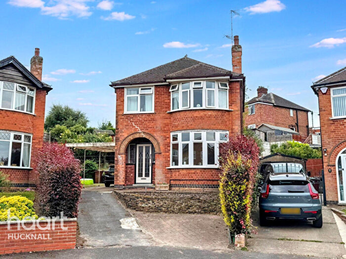 3 Bedroom Detached House For Sale In Carlisle Avenue, Nottingham, NG6