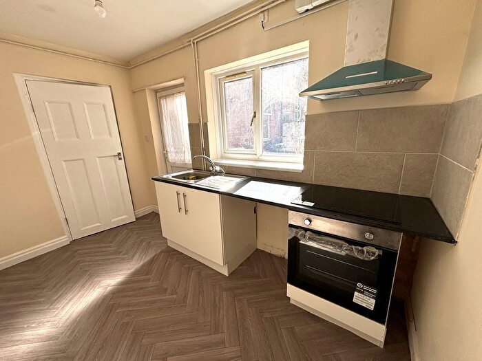 1 Bedroom Flat To Rent In St. James Road, Leicester, LE2