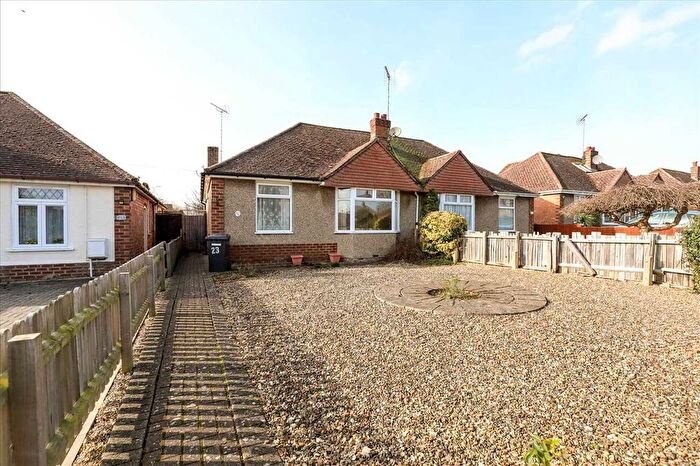 2 Bedroom Bungalow For Sale In Cranford Road, Burton Latimer, NN15