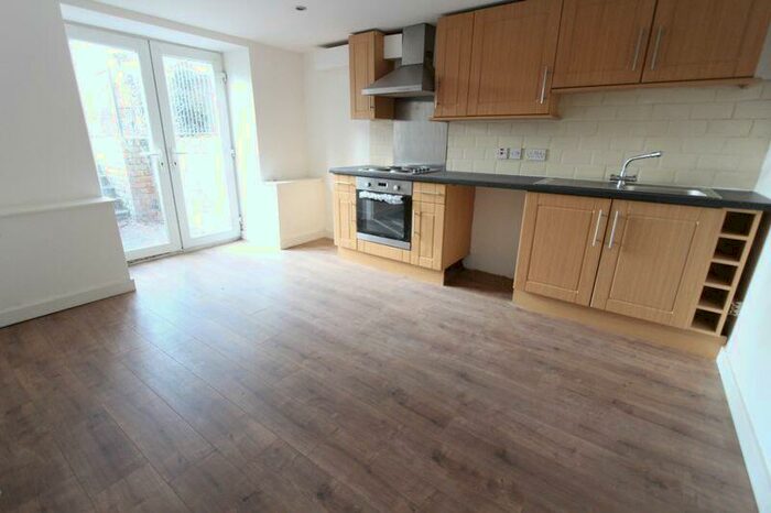 1 Bedroom Apartment To Rent In Hicks Road, Waterloo, L22