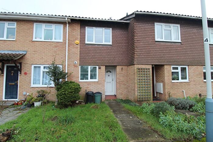 2 Bedroom Terraced House To Rent In Ratcliffe Close, Uxbridge, UB8