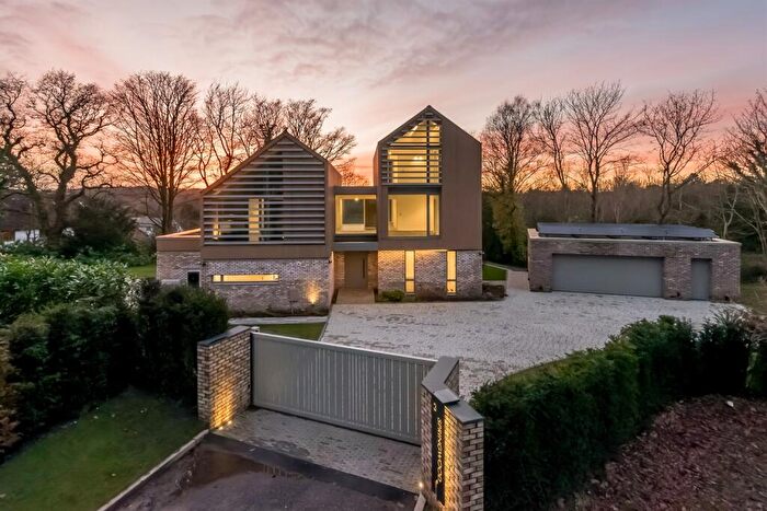 5 Bedroom Detached House For Sale In Heybridge Lane, Prestbury, SK10