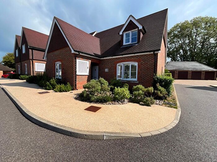 3 Bedroom Retirement Property For Sale In Hazel Close, Bramshott Place, Liphook, Hampshire, GU30