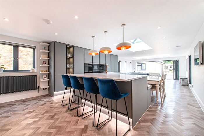 5 Bedroom Detached House For Sale In Second Avenue, Gillingham, Kent, ME7