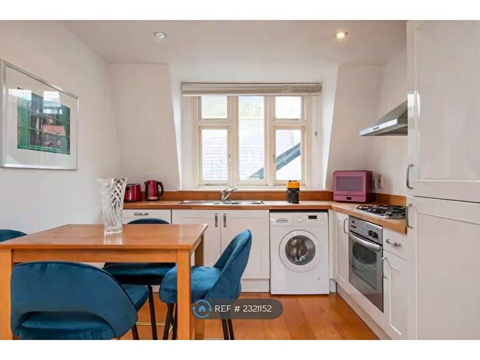 2 Bedroom Flat To Rent In Hanson Street, London, W1W