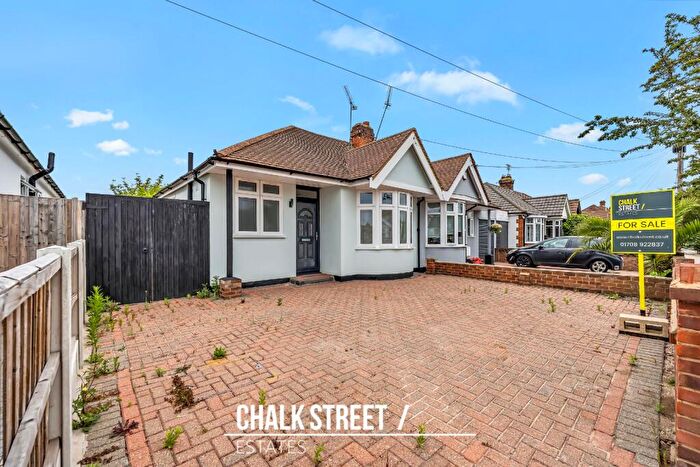 2 Bedroom Semi-Detached Bungalow For Sale In Central Drive, Hornchurch, RM12