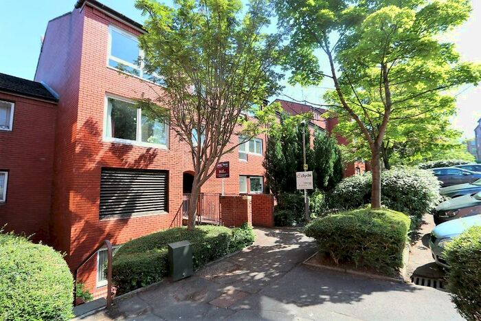 1 Bedroom Flat To Rent In Buccleuch Street, Glasgow, G3