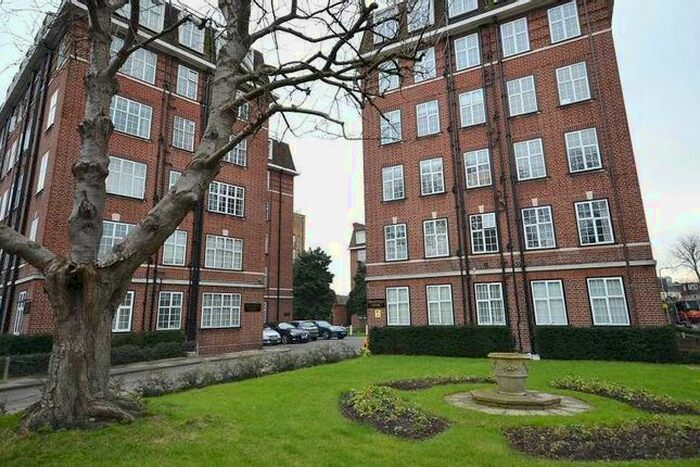 2 Bedroom Flat To Rent In Heathfield Court, Chiswick, Chiswick, W4