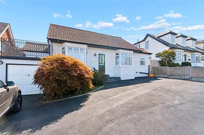 4 Bedroom Detached House For Sale In Grosvenor Road, Benfleet, Essex, SS7