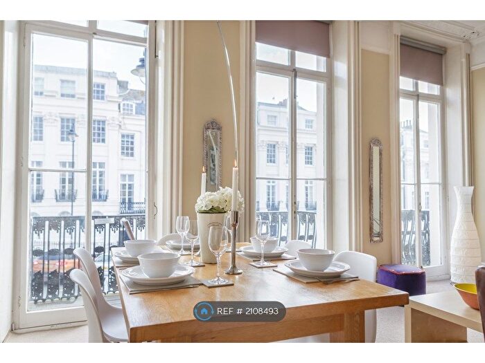 2 Bedroom Flat To Rent In Portland Place, Brighton, BN2