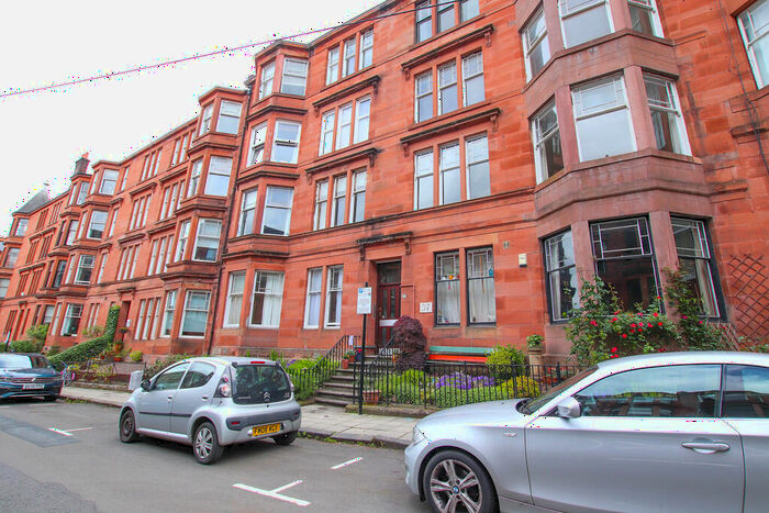 3 Bedroom Apartment To Rent In Cranworth Street, G12
