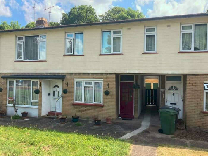 2 Bedroom Maisonette To Rent In The Copse, Chingford, E4