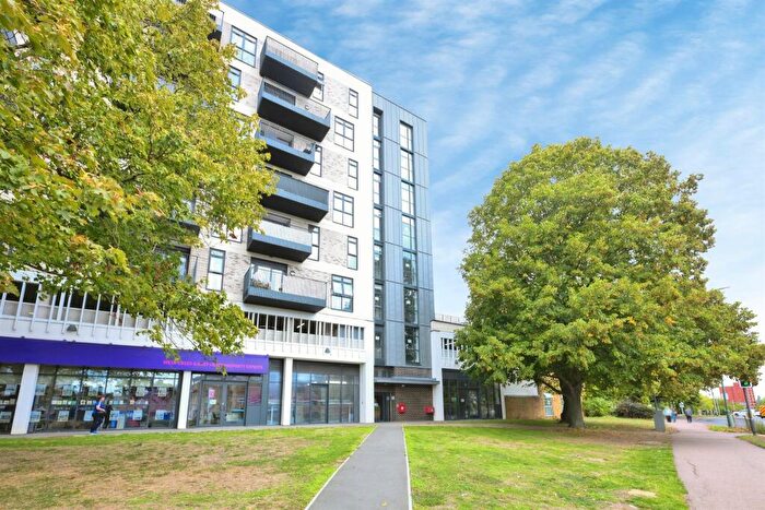 1 Bedroom Flat For Sale In Wych Elm, Harlow, CM20