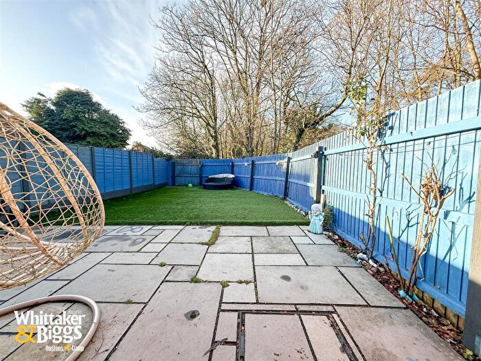 1 Bedroom Mews For Sale In Severn Close, Biddulph, ST8