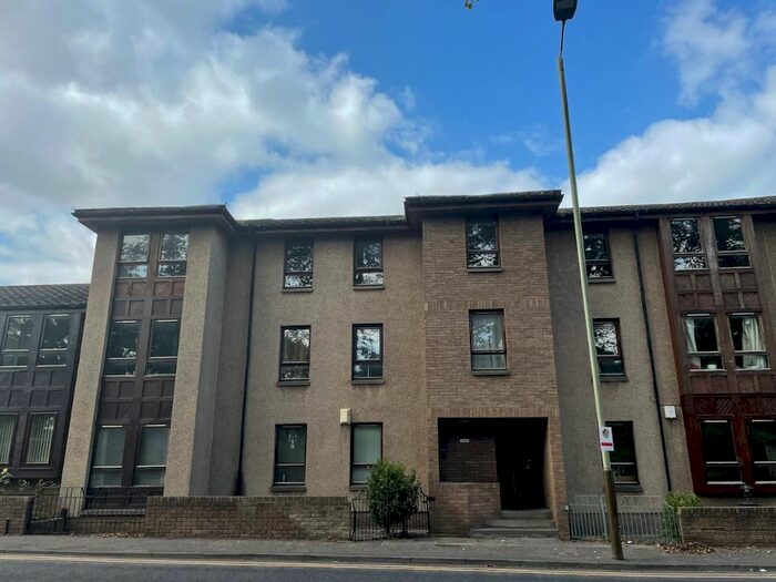2 Bedroom Flat To Rent In Lochee Road, Lochee West, Dundee, DD2