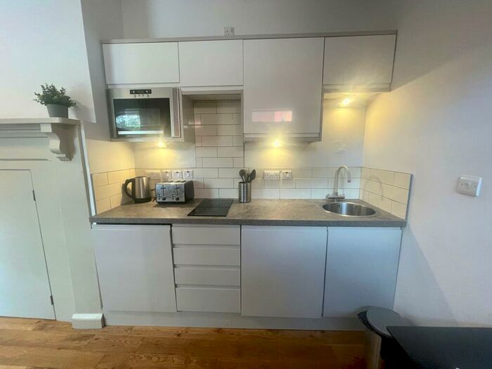 Studio To Rent In Woodhurst Road, Moseley, B13