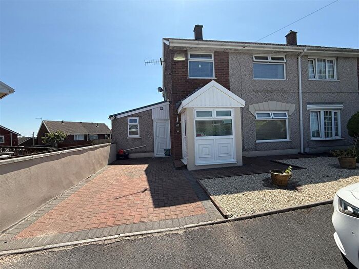 3 Bedroom Semi-detached House For Sale In Trostre Road, Llanelli, SA15