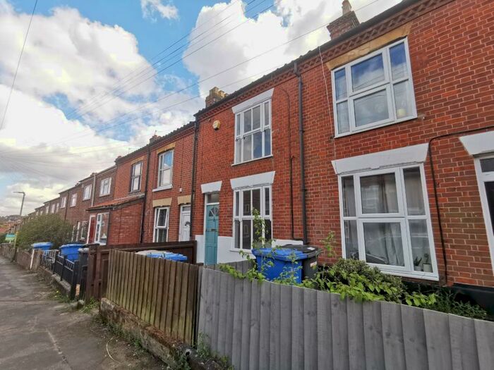 2 Bedroom House To Rent In Patteson Road, Norwich, Norfolk, NR3