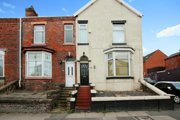 4 Bedroom End Of Terrace House To Rent In Chorley New Road, Bolton, BL6