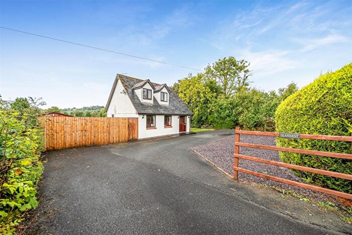3 Bedroom Bungalow For Sale In Temple Bar, Nr. Lampeter, SA48