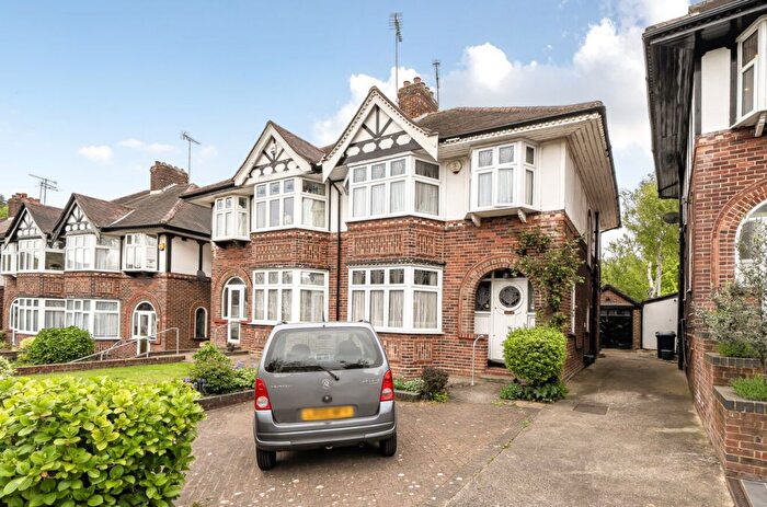 3 Bedroom Semi-Detached House For Sale In Sandall Road, Ealing, London, W5