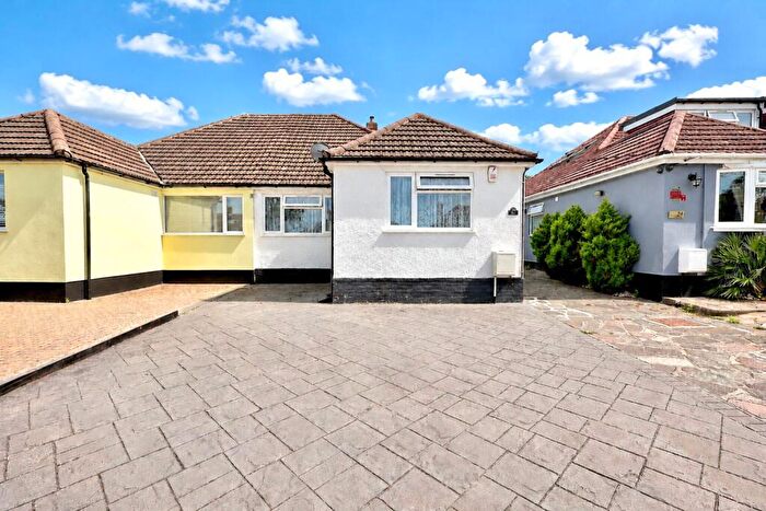 2 Bedroom Semi-Detached Bungalow For Sale In Renton Drive, Orpington, BR5