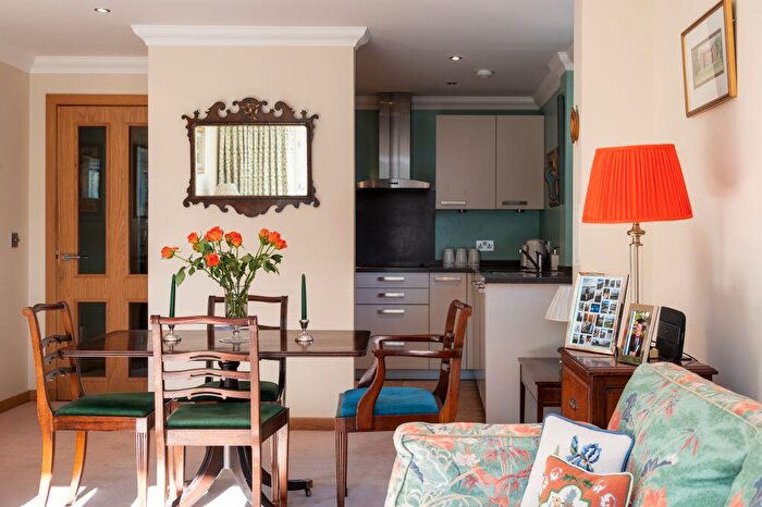 1 Bedroom Flat For Sale In Hamilton Court, Cromwell Road, North Berwick, East Lothian, EH39