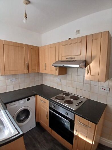 2 Bedroom Terraced House To Rent In Bolton Road, Blackburn, BB2