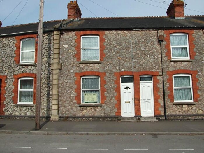 3 Bedroom Terraced House To Rent In Boden Street, Chard, TA20