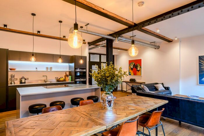 2 Bedroom Flat To Rent In Regent Place, Birmingham, B1