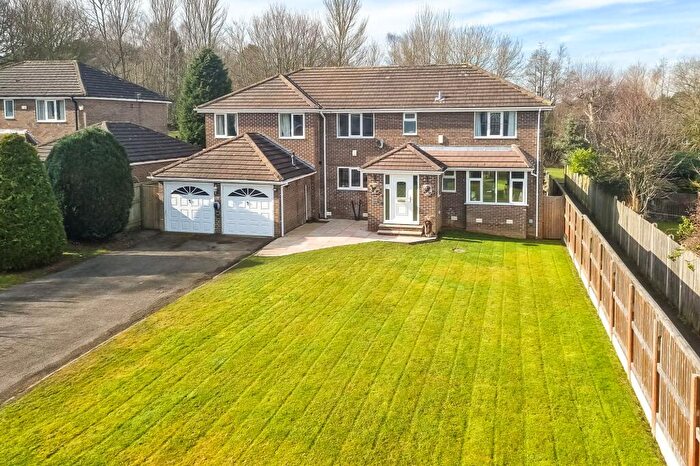 5 Bedroom Detached House For Sale In Azerley Grove, Harrogate, HG3
