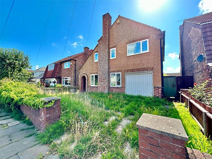 4 Bedroom Detached House For Sale In Queens Drive, Prenton, Wirral, CH43