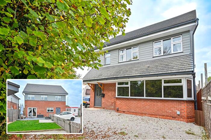 2 Bedroom Detached House For Sale In Rising Brook, Stafford, Staffordshire, ST17