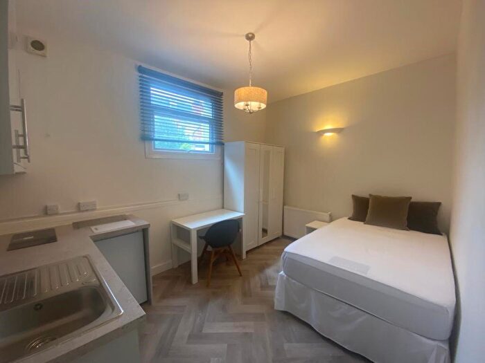 1 Bedroom House Of Multiple Occupation To Rent In C Suffolk Walk, Cheltenham, GL50