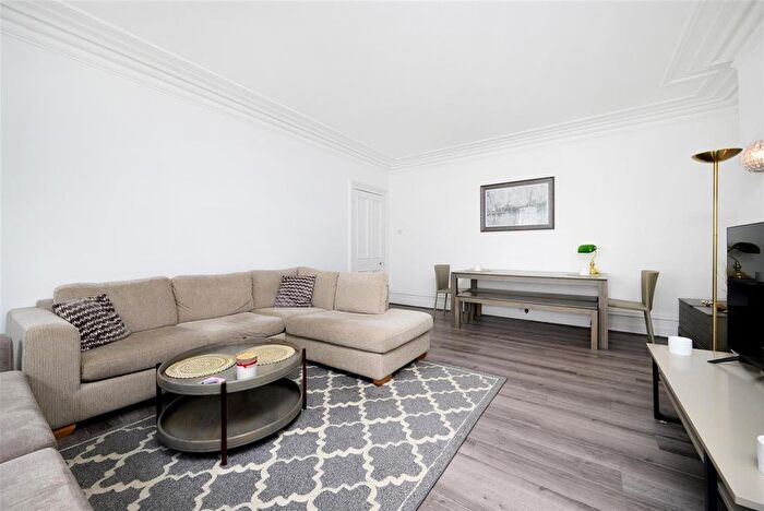 2 Bedroom Flat To Rent In Park Mansions, Knightsbridge, London, SW1X