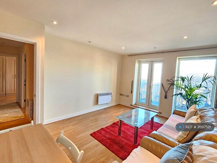 2 Bedroom Flat To Rent In Central House, London, E15