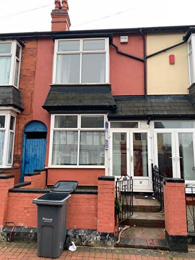 3 Bedroom Terraced House To Rent In Pearman Road, Smethwick, B66