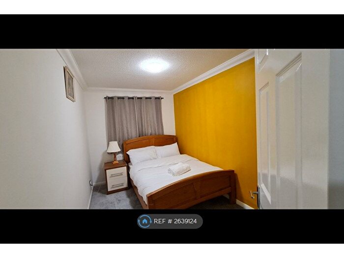 4 Bedroom Terraced House To Rent In Partridge Knoll, Purley, CR8