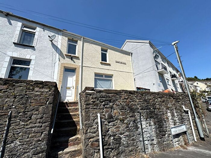 3 Bedroom Terraced House To Rent In Pleasant View Terrace, Swansea, SA1