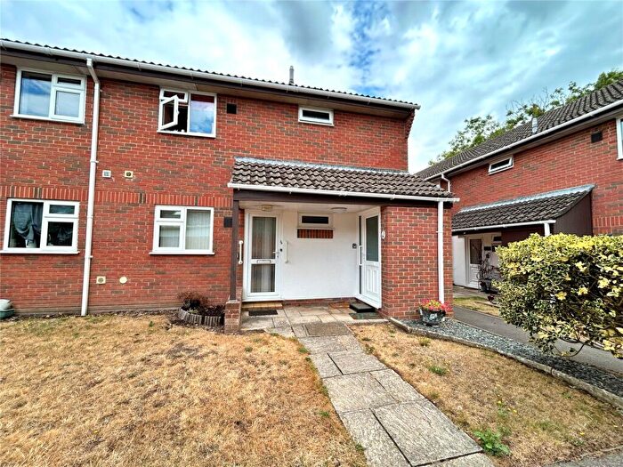 1 Bedroom Apartment For Sale In Sopwith Close, Christchurch, Dorset, BH23